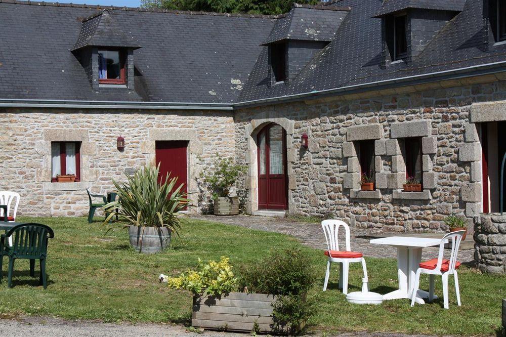 Domaine De Lesvaniel Landudec Exterior photo
