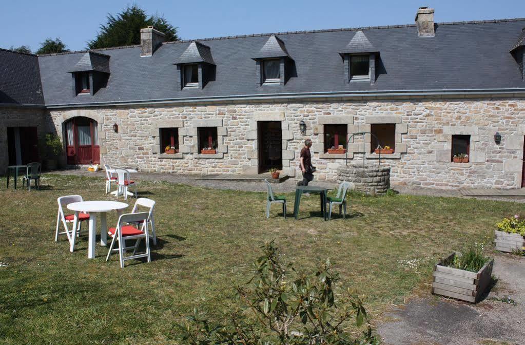 Domaine De Lesvaniel Landudec Exterior photo